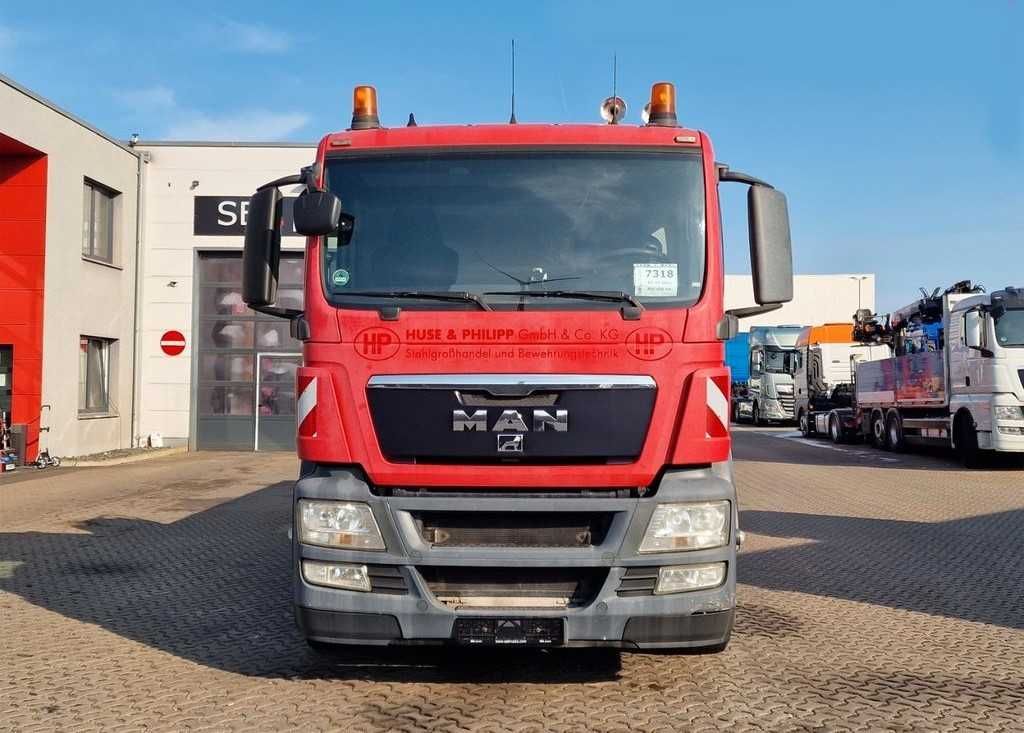 Бортовий MAN TGS 26.440 6x2 кузов 7,31м/2,47/0,54 кран ATLAS 135.2E-A2