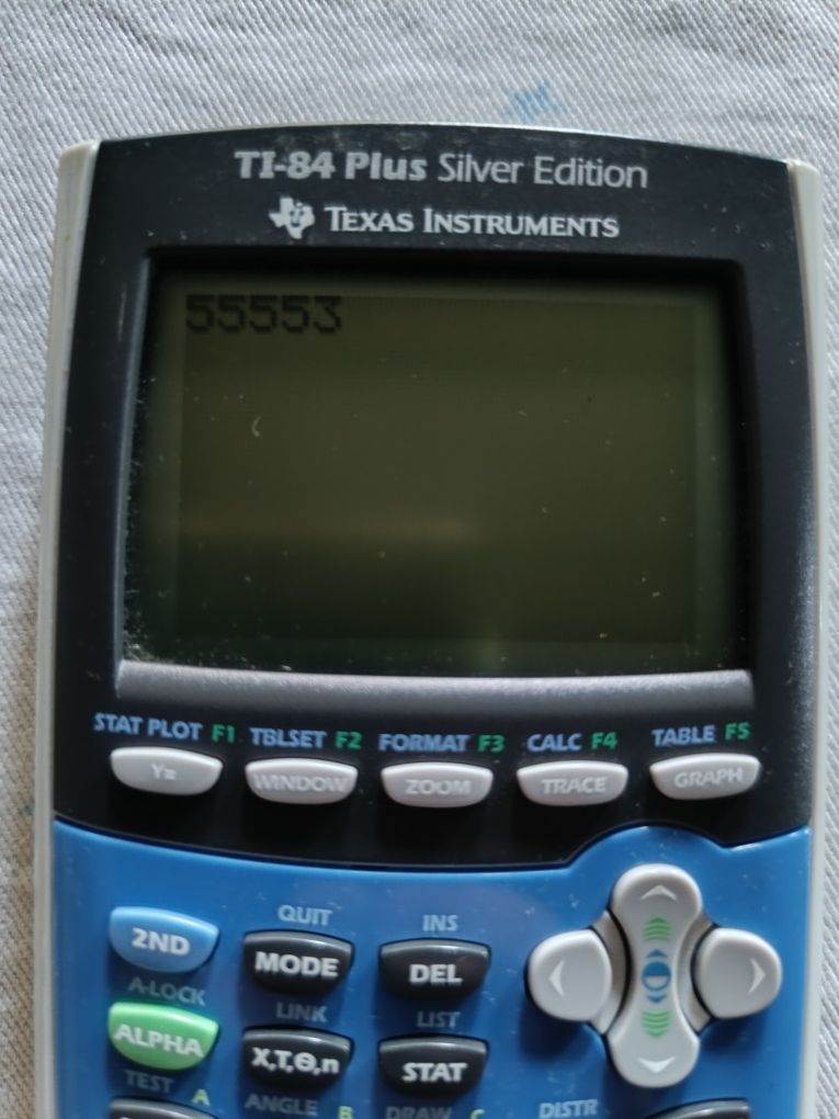 Calculadora Gráfica TEXAS TI-84 Plus