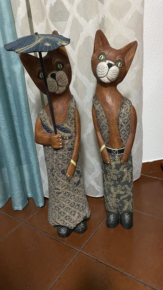 Casal Gatos em madeira