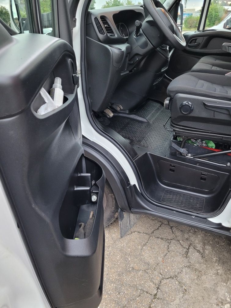Iveco Daily 2.3 winda burtofiranka mały przebieg
