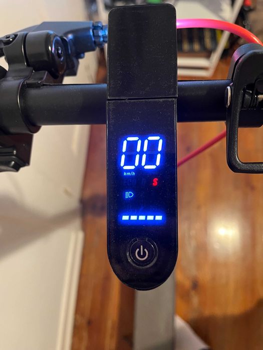 Trotinete elétrica leve AovoPro ES80