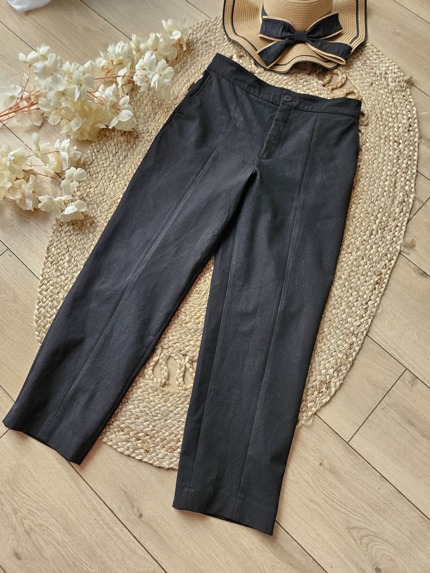 Czarne Proste Spodnie Damskie Massimo Dutti - Idealne do Eleganckich