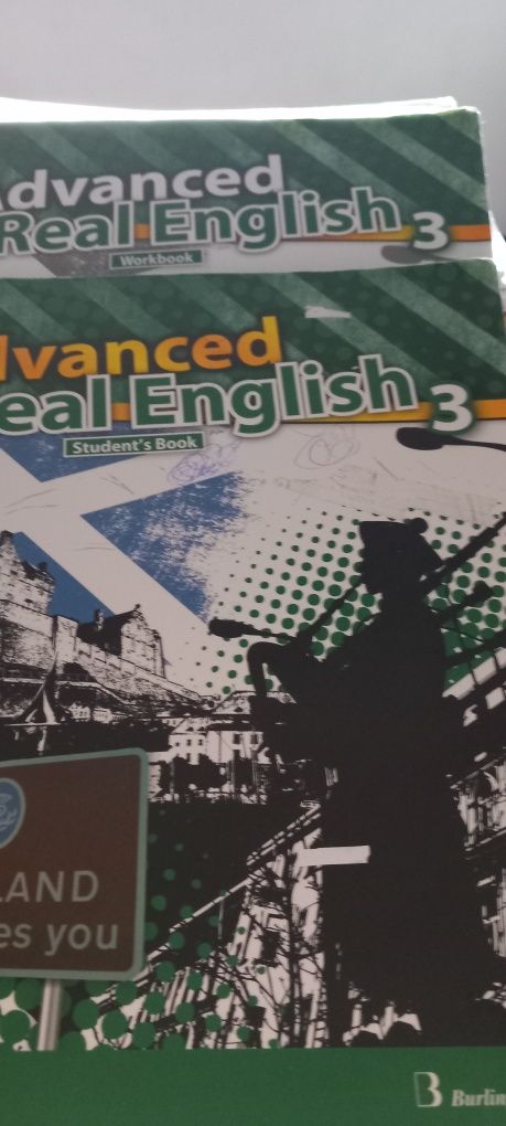 manuais escolar Portugues 9 ,ingles nivel3 e 4