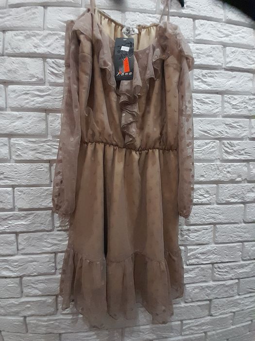 Sukienka w kropki koronkowa S/M