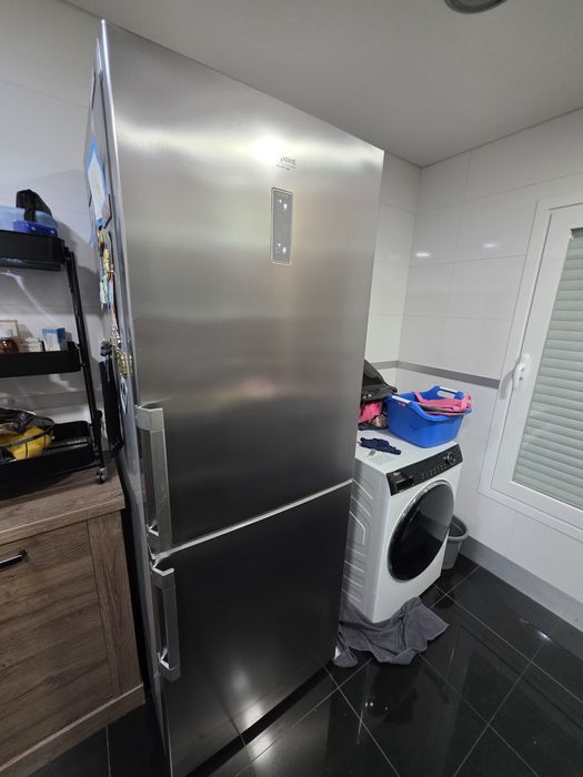 Frigorífico Combinado HOTPOINT HA70BE 72 X (No Frost - 195.5 cm - 444