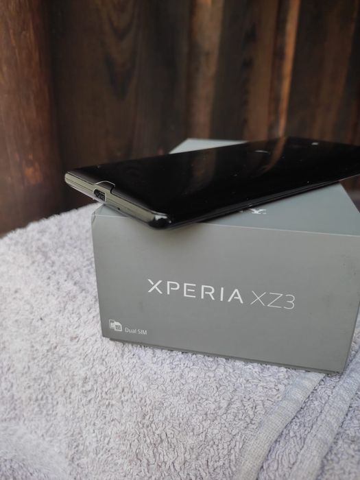 Sony xz3 jak nowy