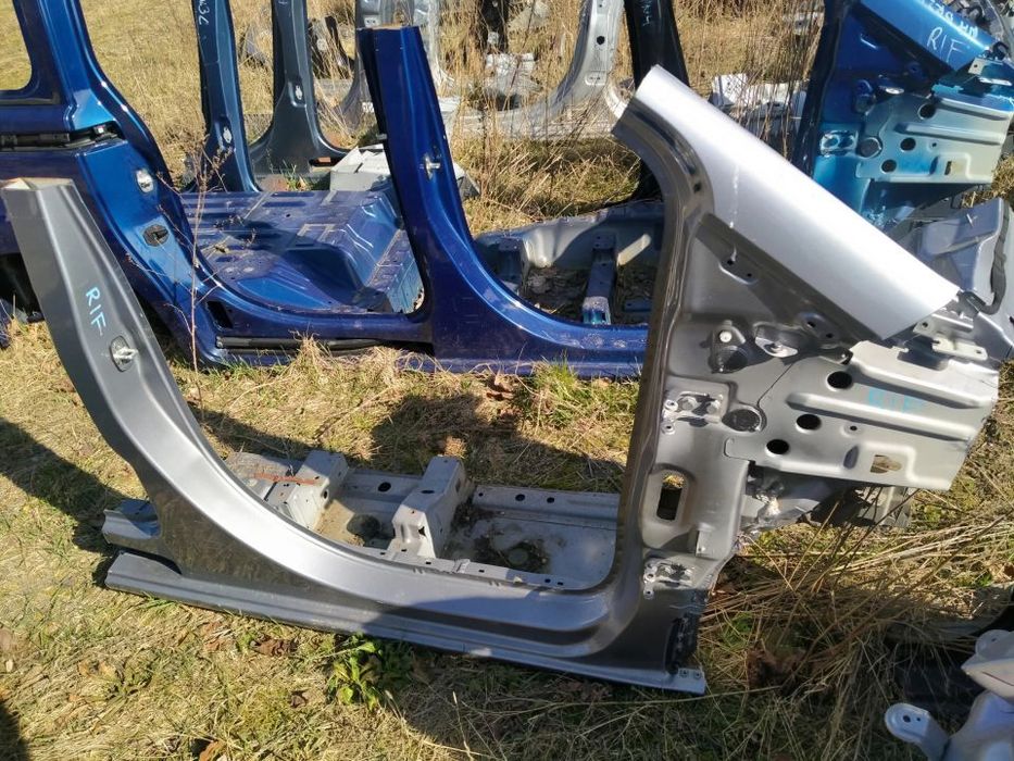 rifter berlingo iv prawy prog słupek