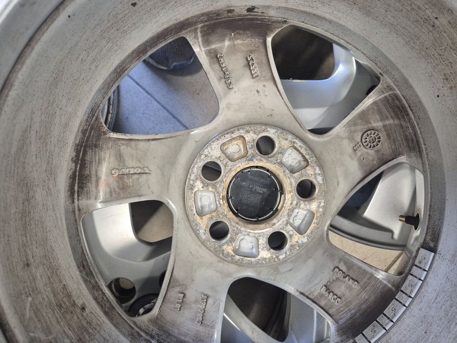 Felgi aluminiowe Volvo/Ford 5x108 6,5Jx16 et52,5
