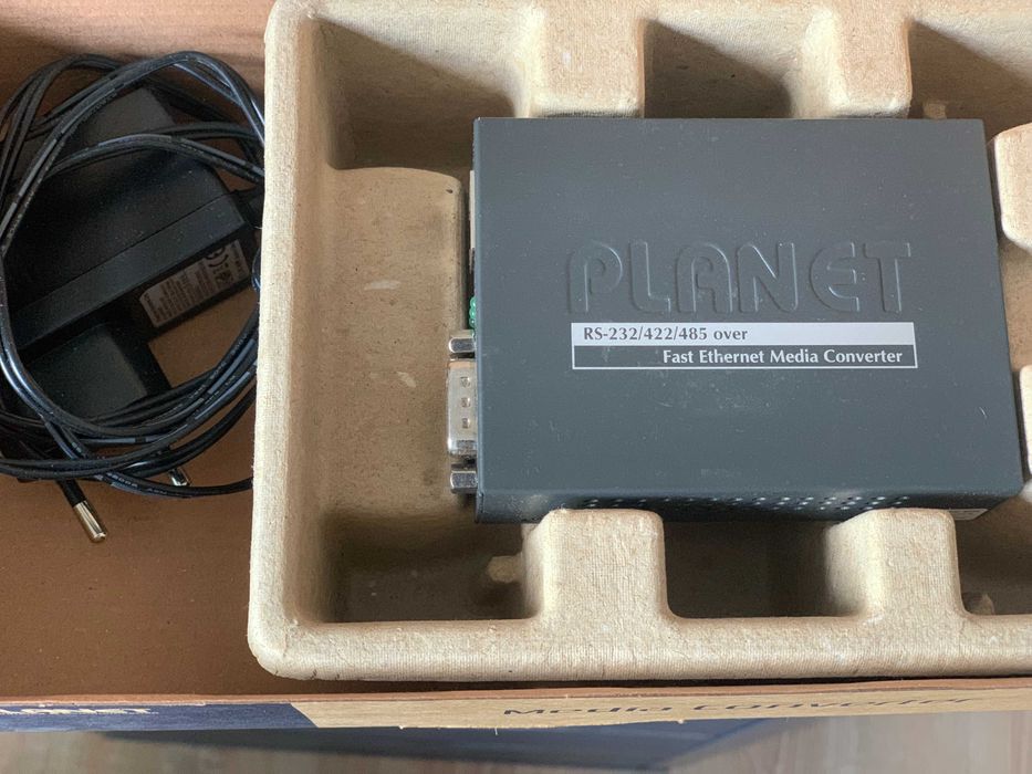 Conversor de mídia PLANET ISC-100
