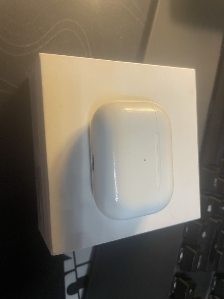 AirPods Pro 1 Gen Magsafe