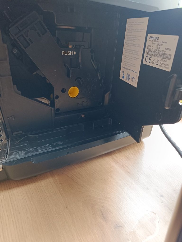 Ekspres ciśnieniowy do kawy Philips kawiarka automatyczny