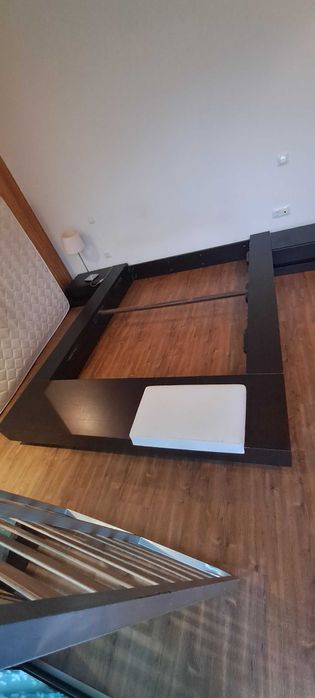 Cama de Casal com estrado