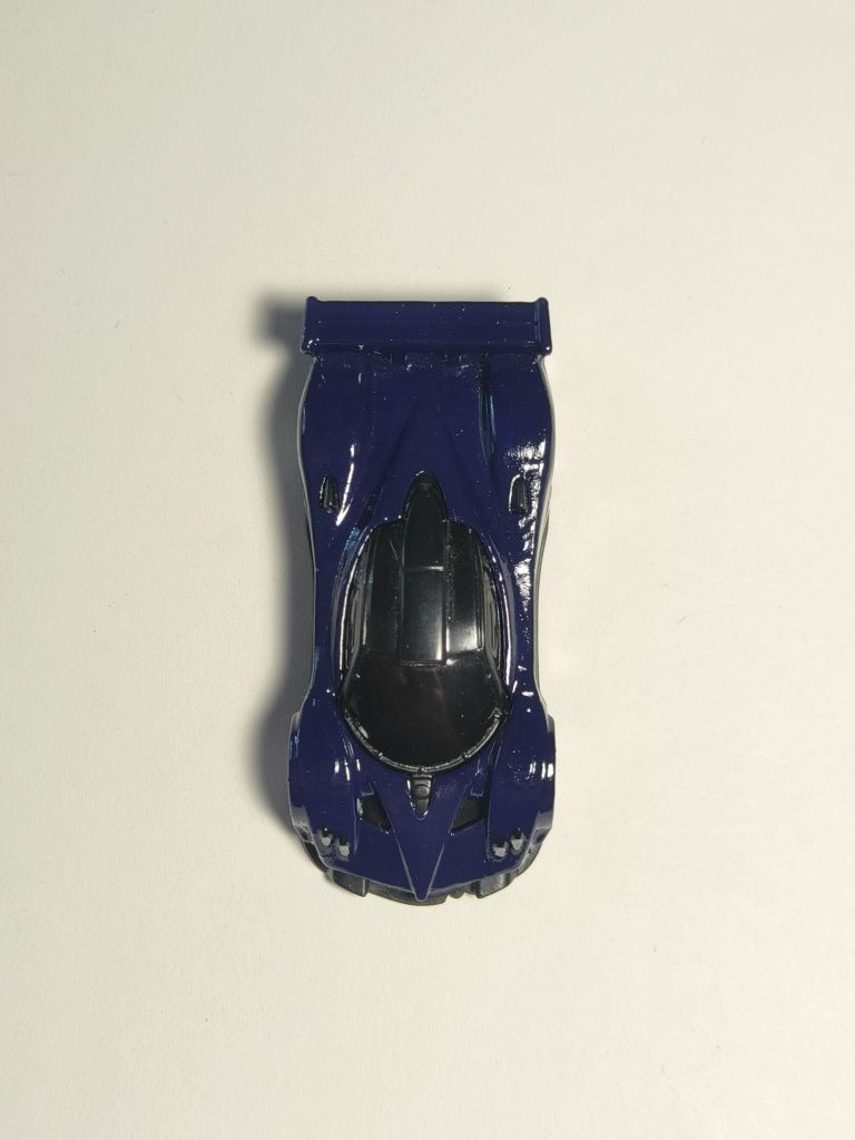 Hot Wheels Custom Pagani Zonda R