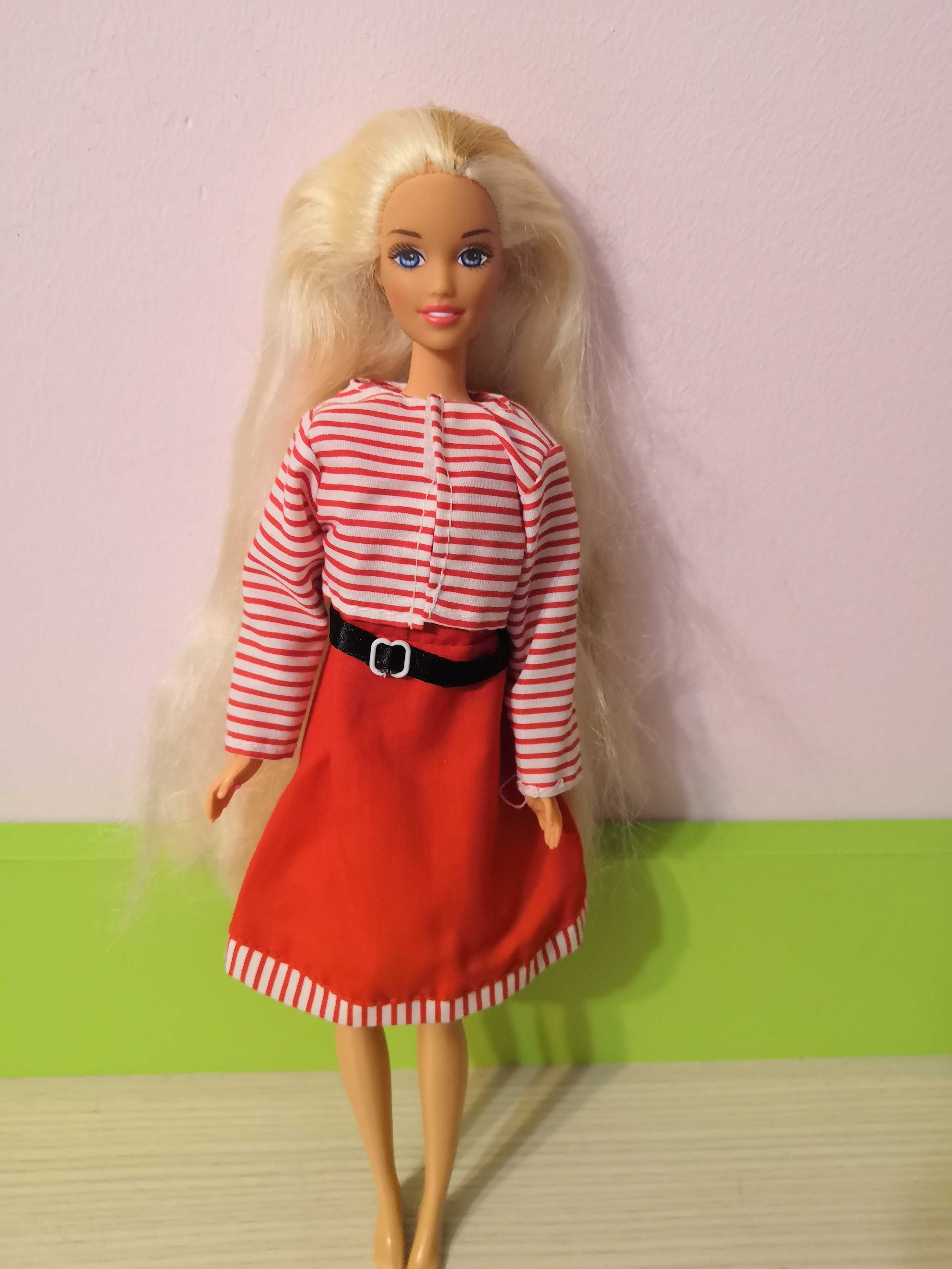 Lalka Barbie blondynka