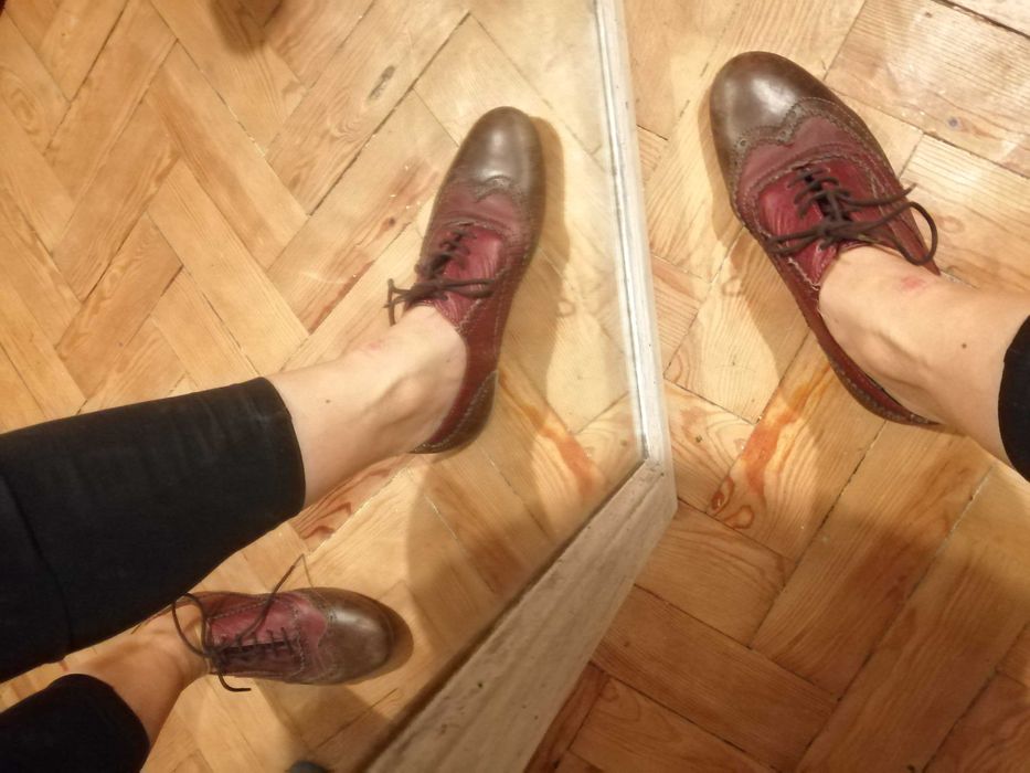 Sapatos granas, salto raso - nr. 37