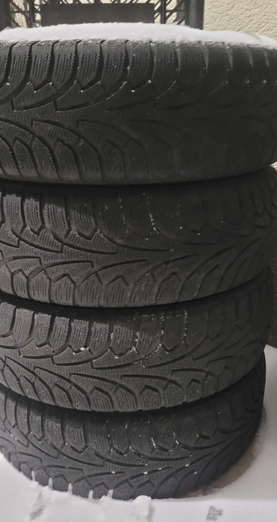 Зимние скаты 4шт. NORDMAN 185/65 R15 92R XL M 
Стояли на шевроле лачет