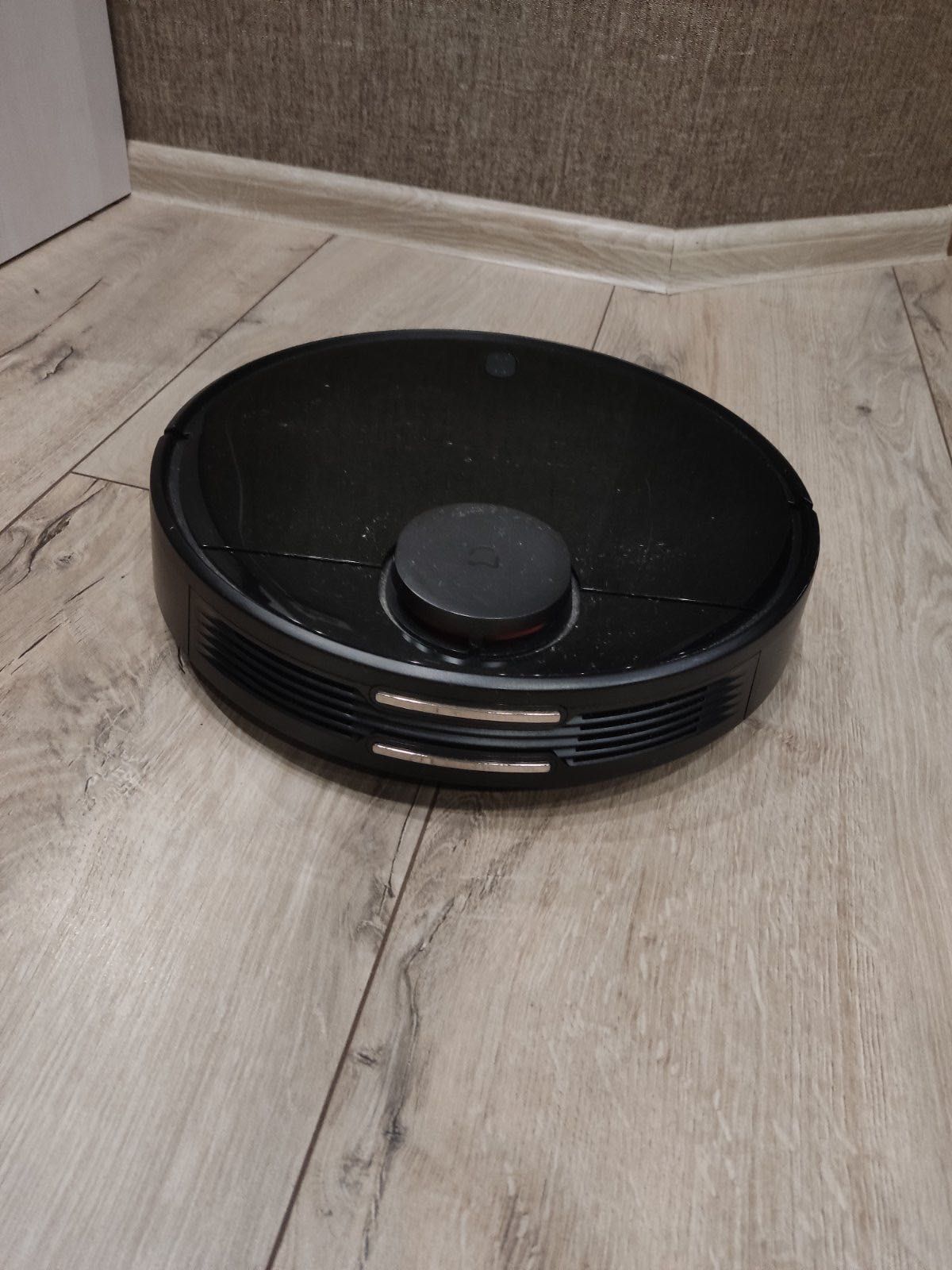 Робот пилосос XIAOMI Mi robot vacuum mop p