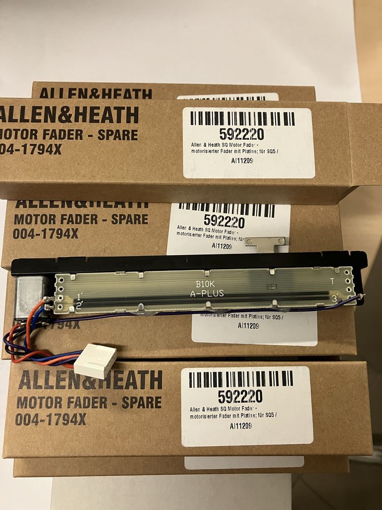 Allen&Heath motor fader