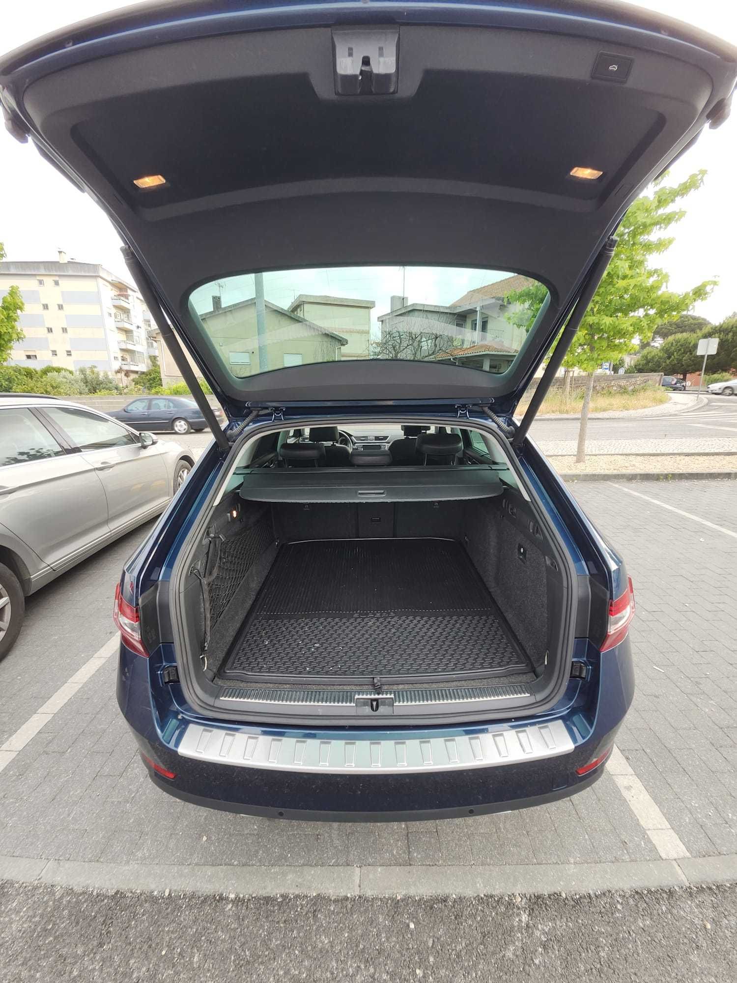 Skoda Superb Break 2.0 TDI 190 cv DSG Laurin & Klement