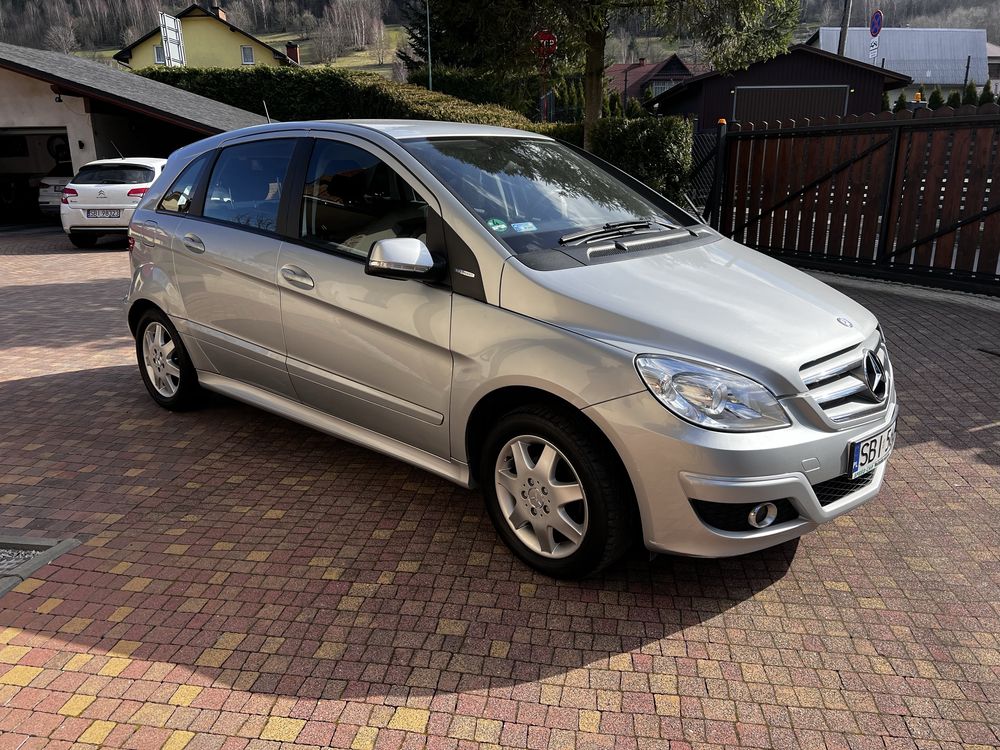 Mercedes Benz B 160