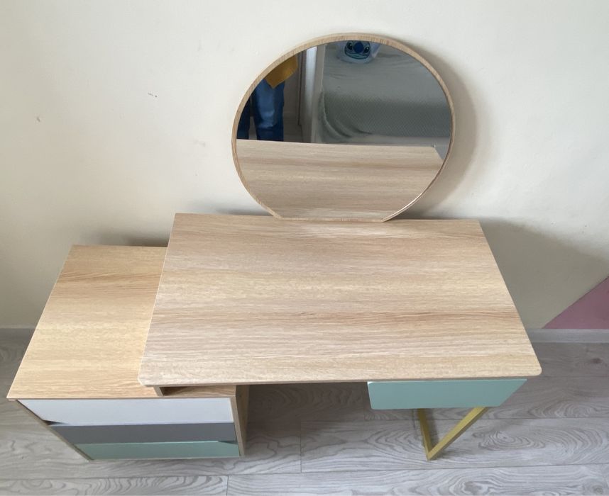 Toaletka dla dziewczynki