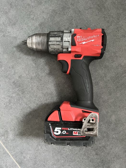 Безщітковий Акум.Ударний шуруповерт Milwaukee M18 FPD 2