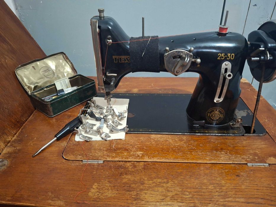 Швейная машинка Textima 25-30