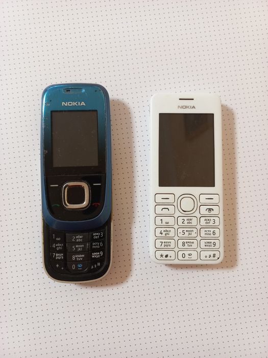 Кнопочный телефон Nokia