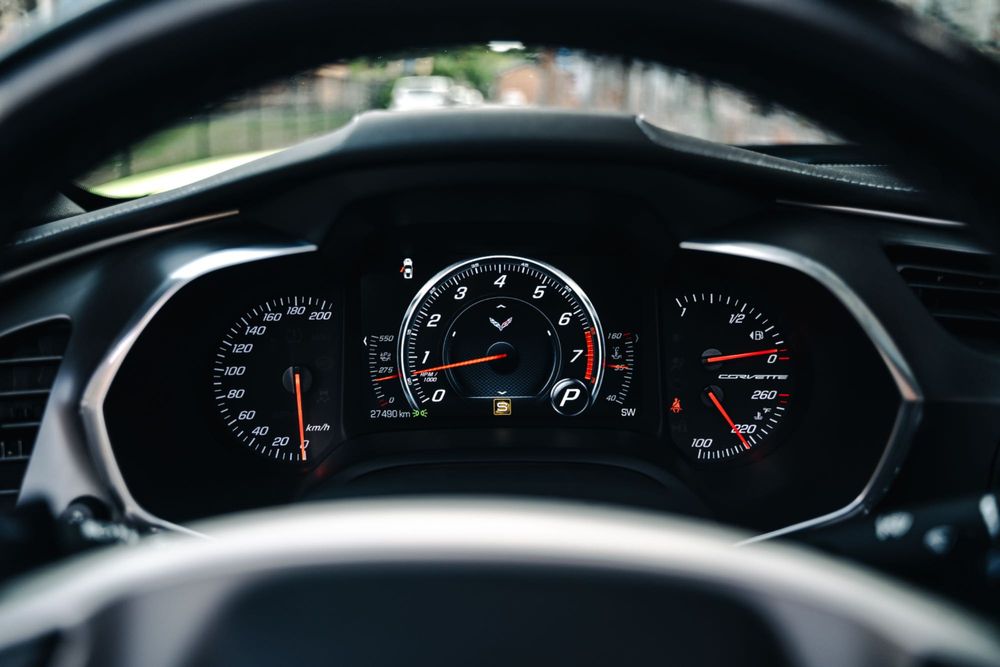 Wynajem Chevrolet Corvette C7 6.2 V8 Targa - wypożyczalnia samochodów