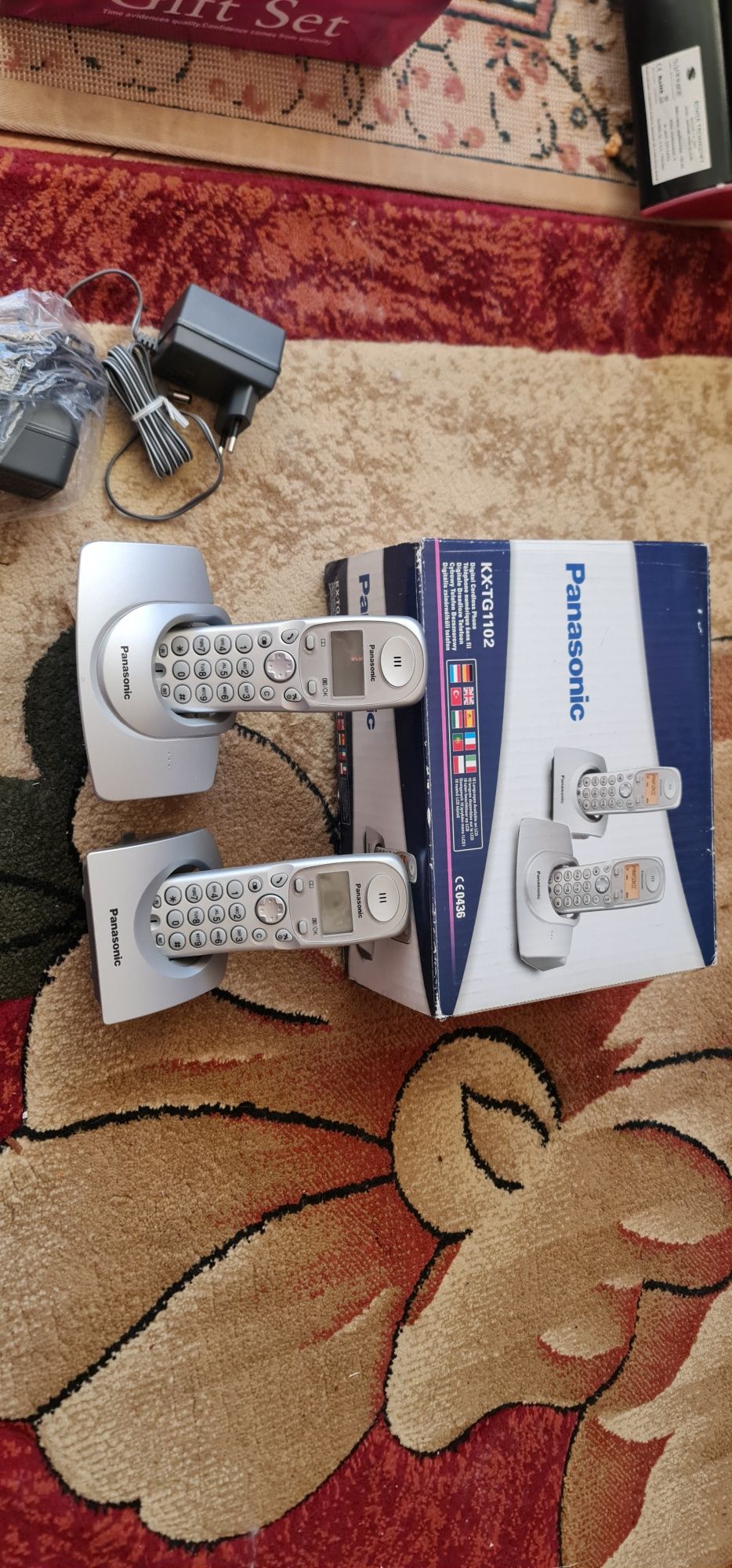 Komplet telefon Panasonic KX-TG1102