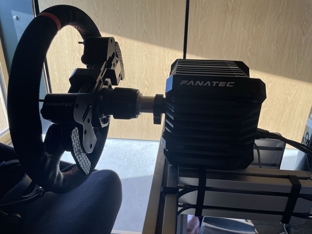 Fanatec CSL DD 8Nm + universal hub