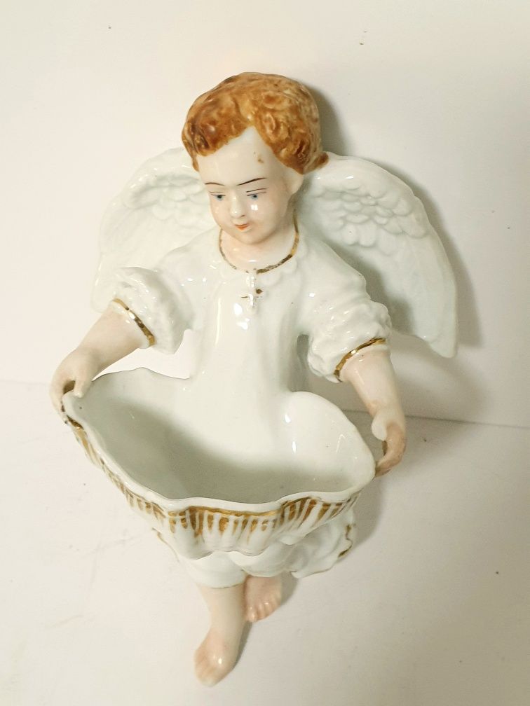 Linda antiga pia de Água Benta  "Cherub" em porcelana