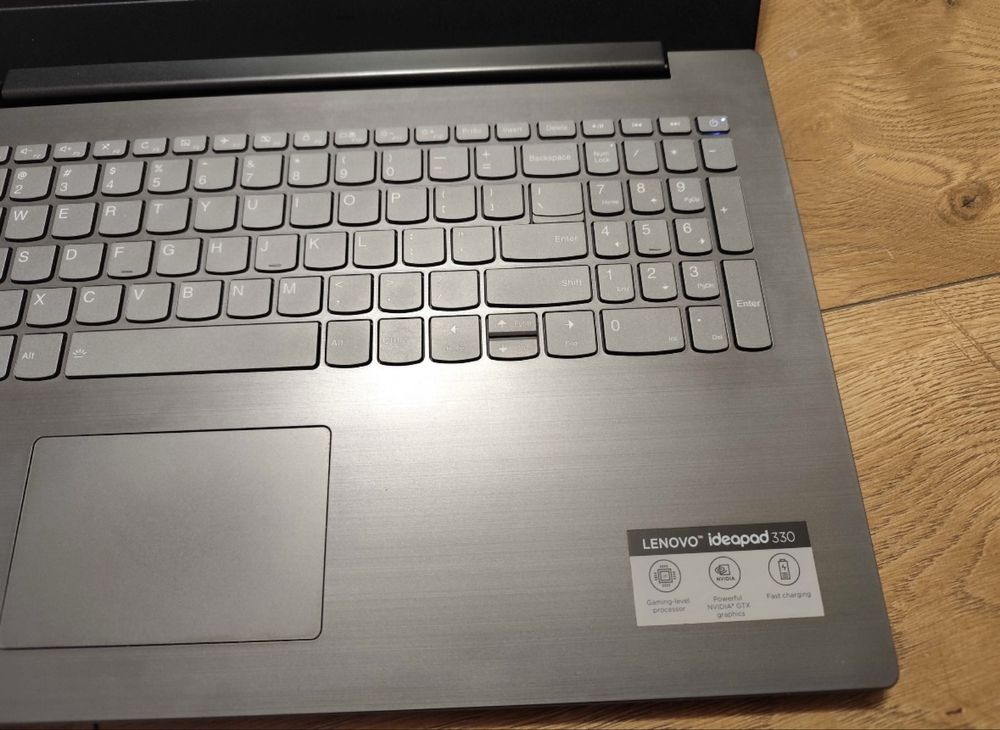 Sprzedam laptopa Lenovo ideapad 330-15ich