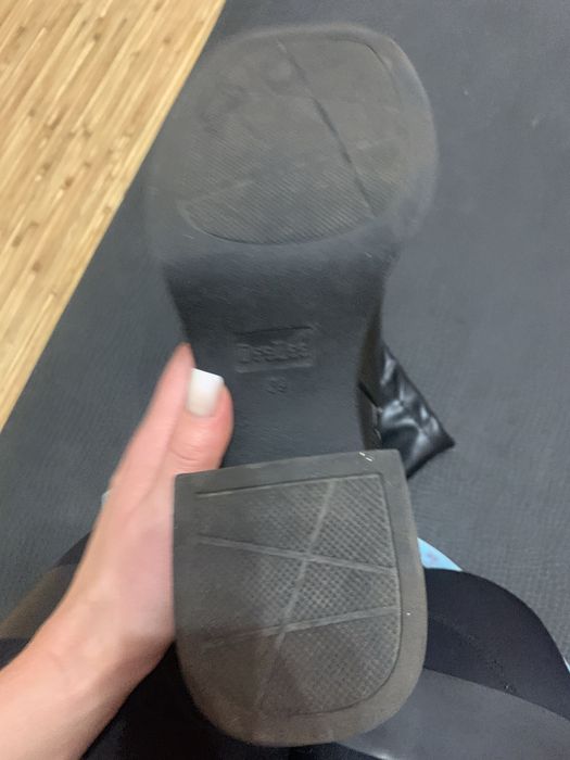 Сапоги на квадратному каблуці