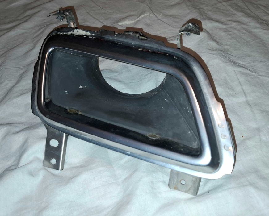 Końcówka wydechu Cadillac XT5