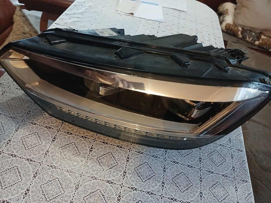 Lampa przenia lewa VW Touran full led