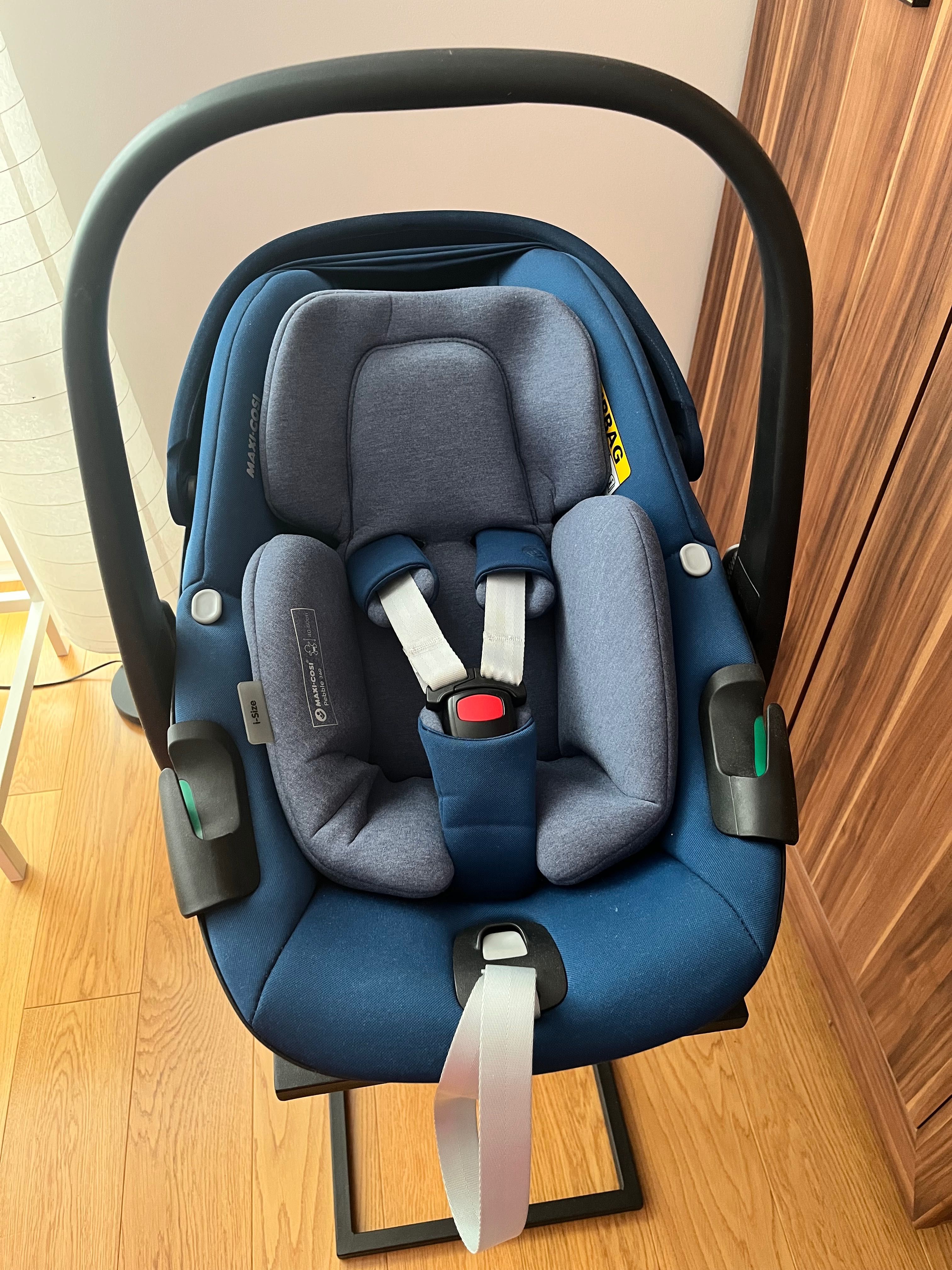 Fotelik Maxi Cosi Pebble 360 plus obrotowa baza Family Fix