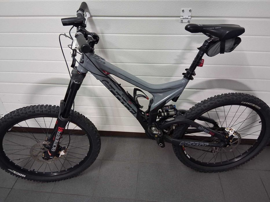 Bicicleta Scott Nitrous 10 -  Como nova