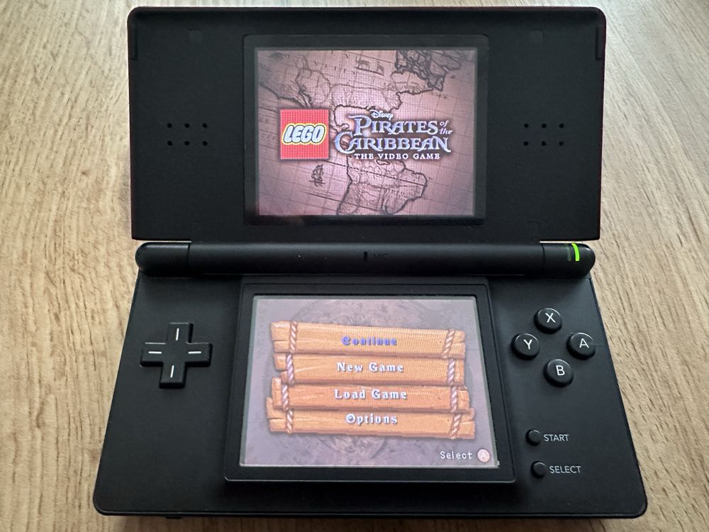 Lego Piraci z Karaibów The Video Game Nintendo DS