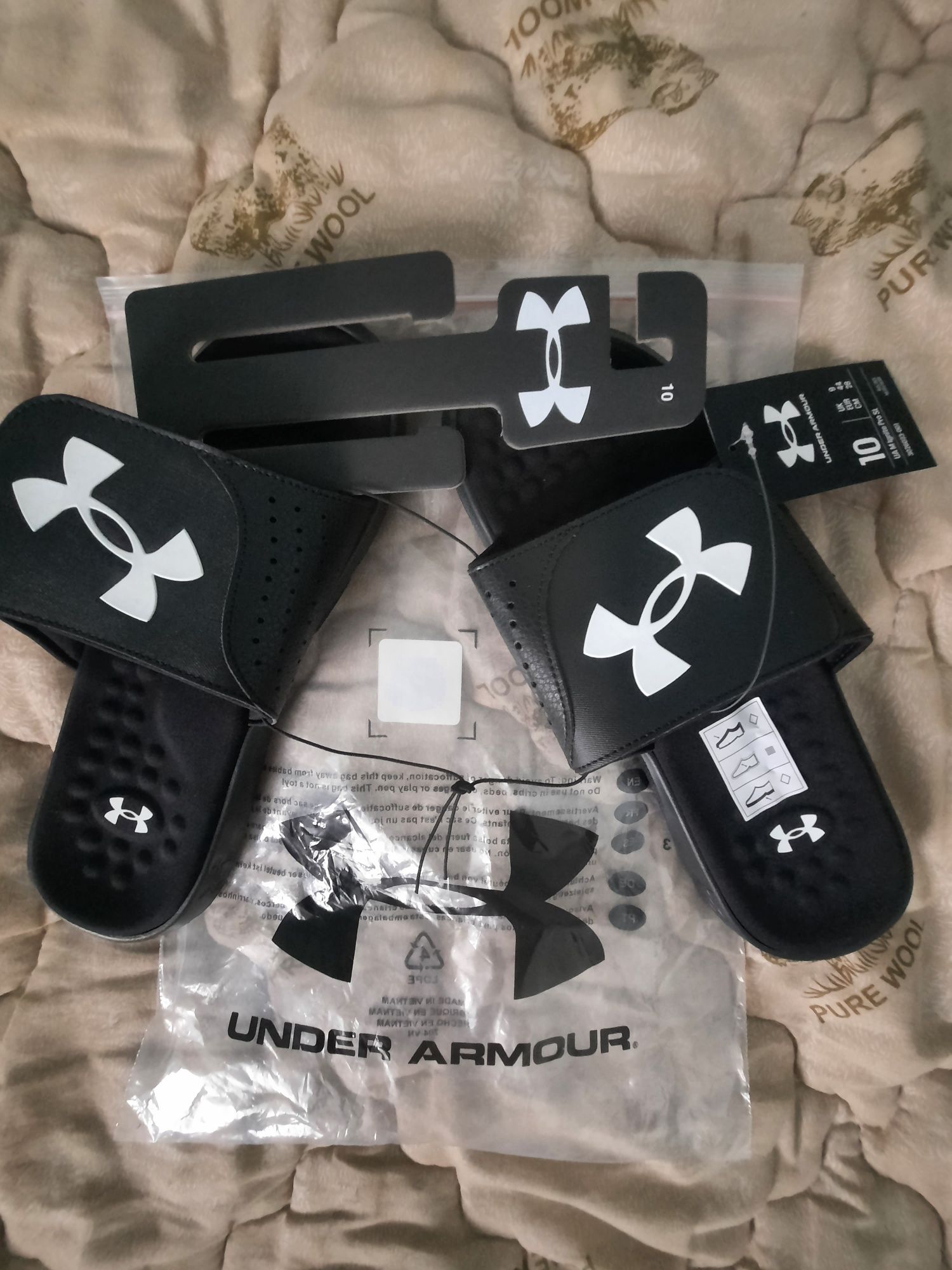 Мужские шлепанцы  Under Armour Ignite Pro SL  US10 28cm.Оригинал!!!