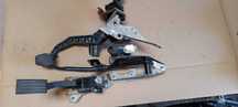 Pedał pedały sprzęgła + hamulca Ford Focus mk2 4M51-7B633-XB