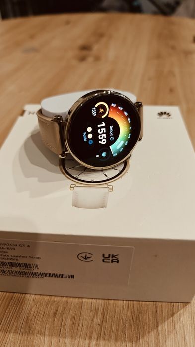 Huawei Watch GT4 damski, ekran idealny, komplet.