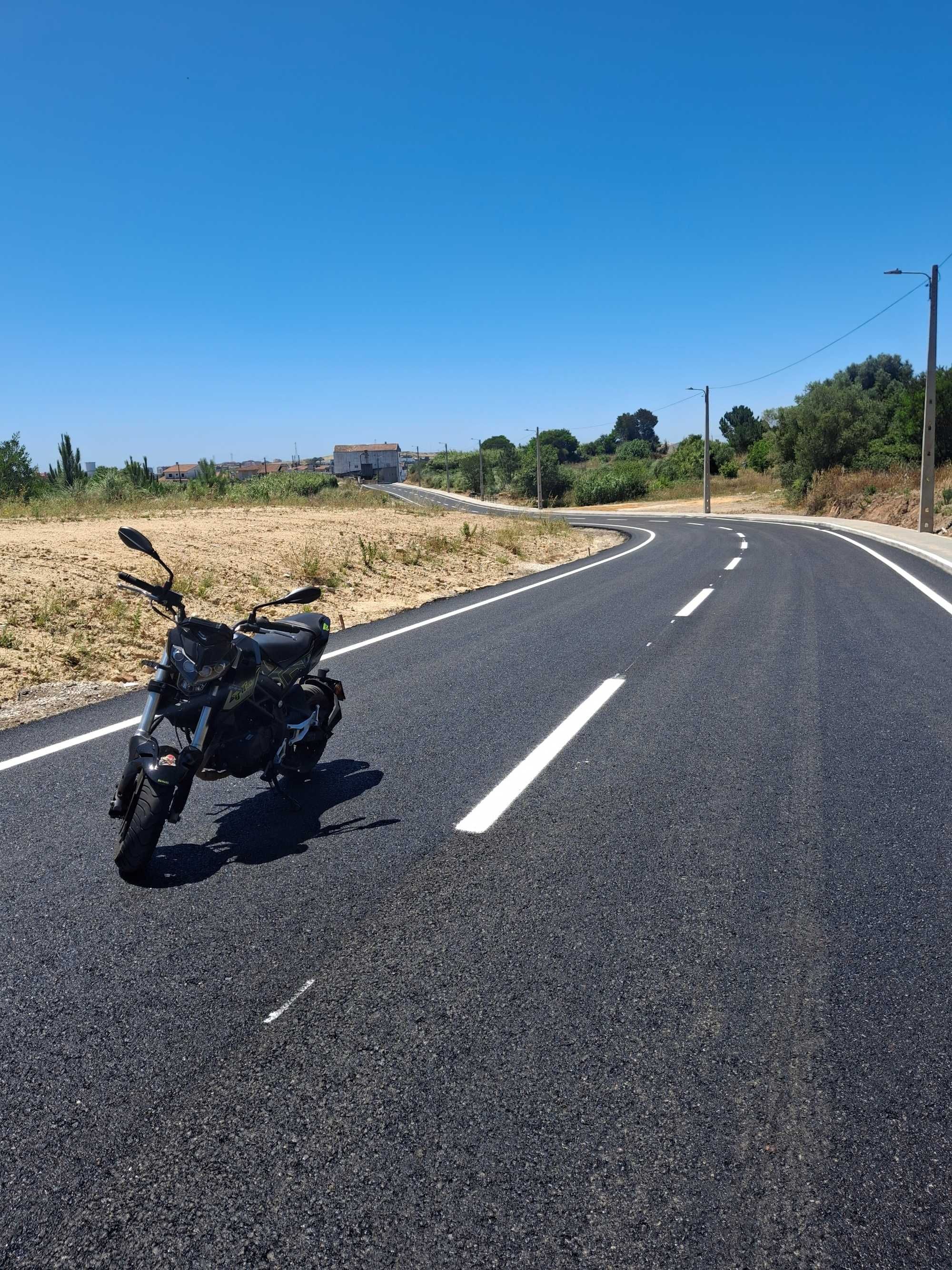 Benelli tnt 125 (nao aceito trocas)