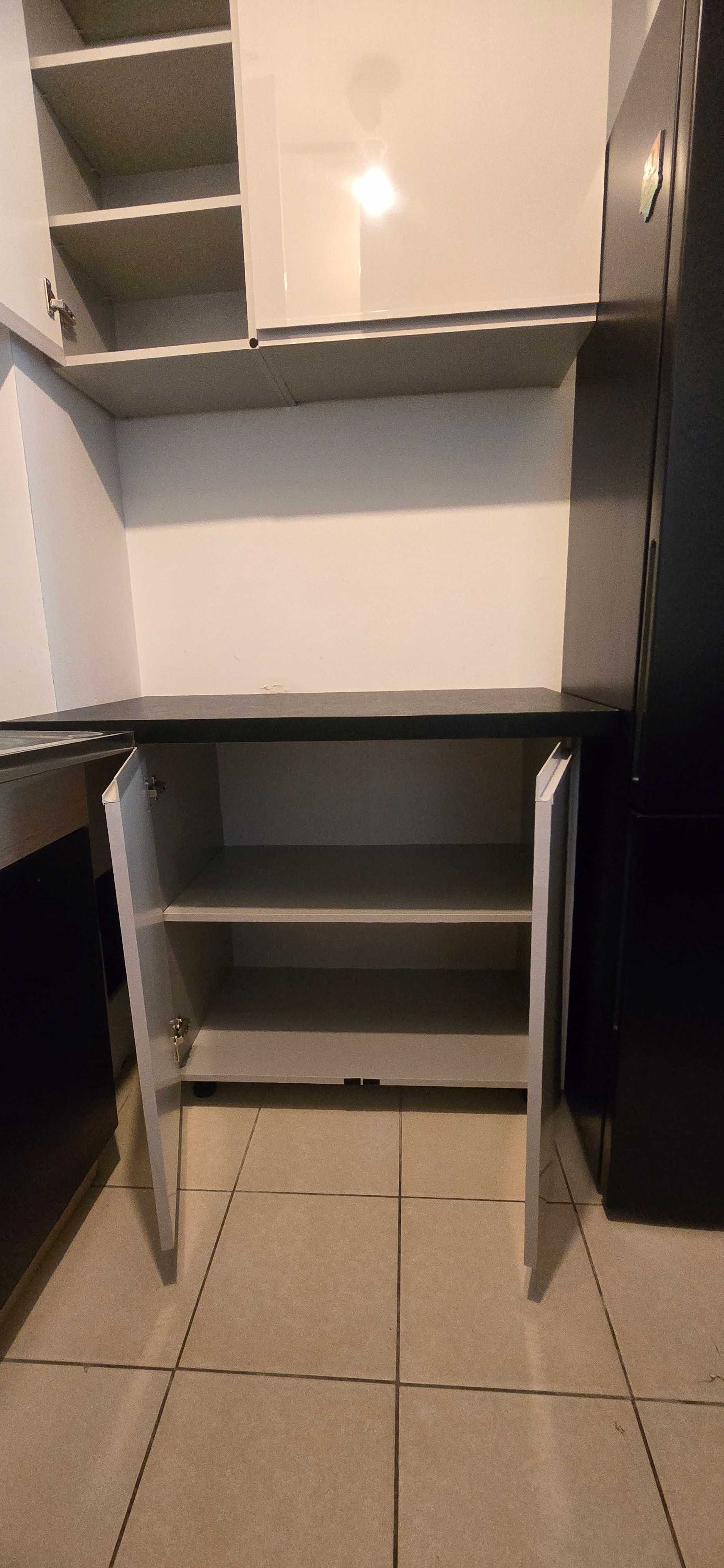 Meble kuchenne + sprzęt AGD – okazja!
