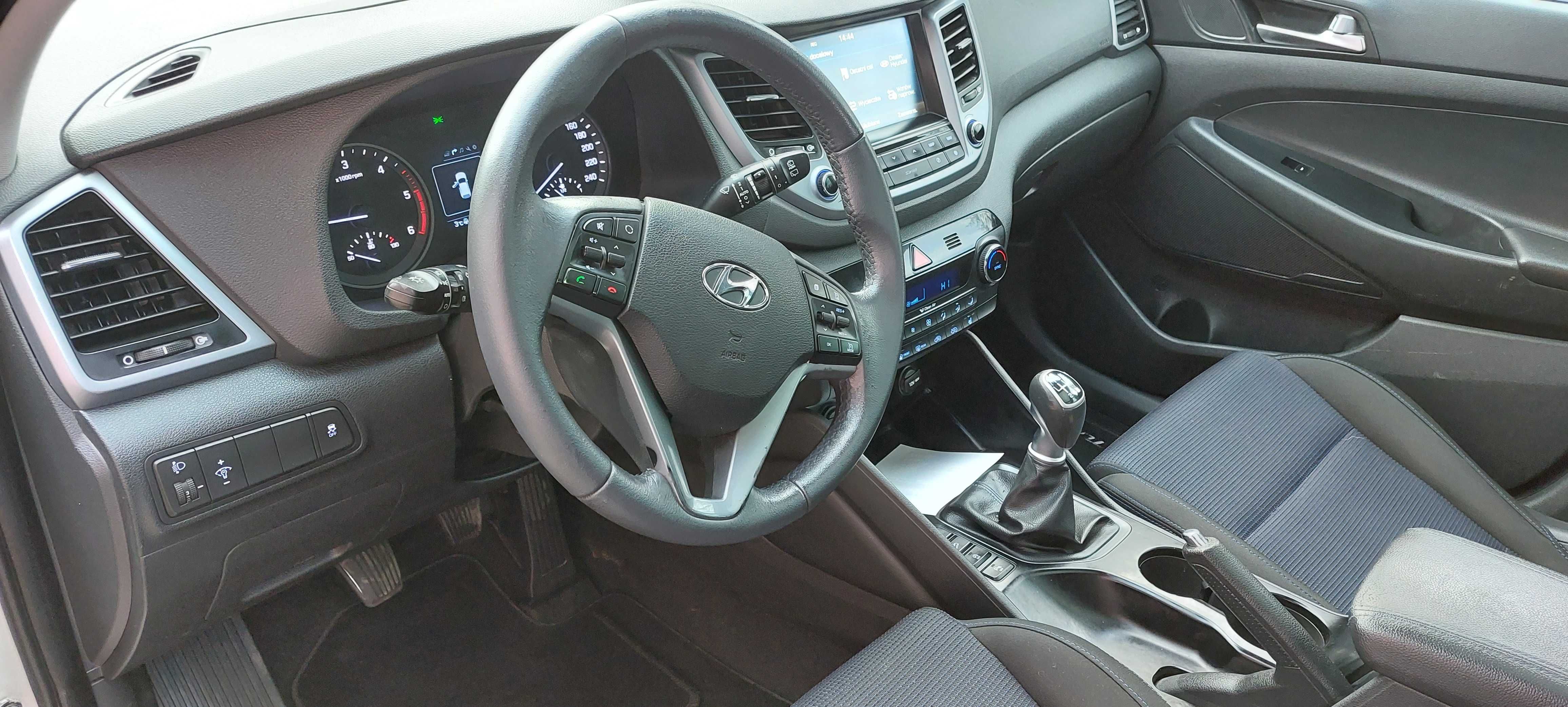 Hyundai Tuscon 1.7 CRDi - Diesel - Ręczna - Panorama Dach otwierany