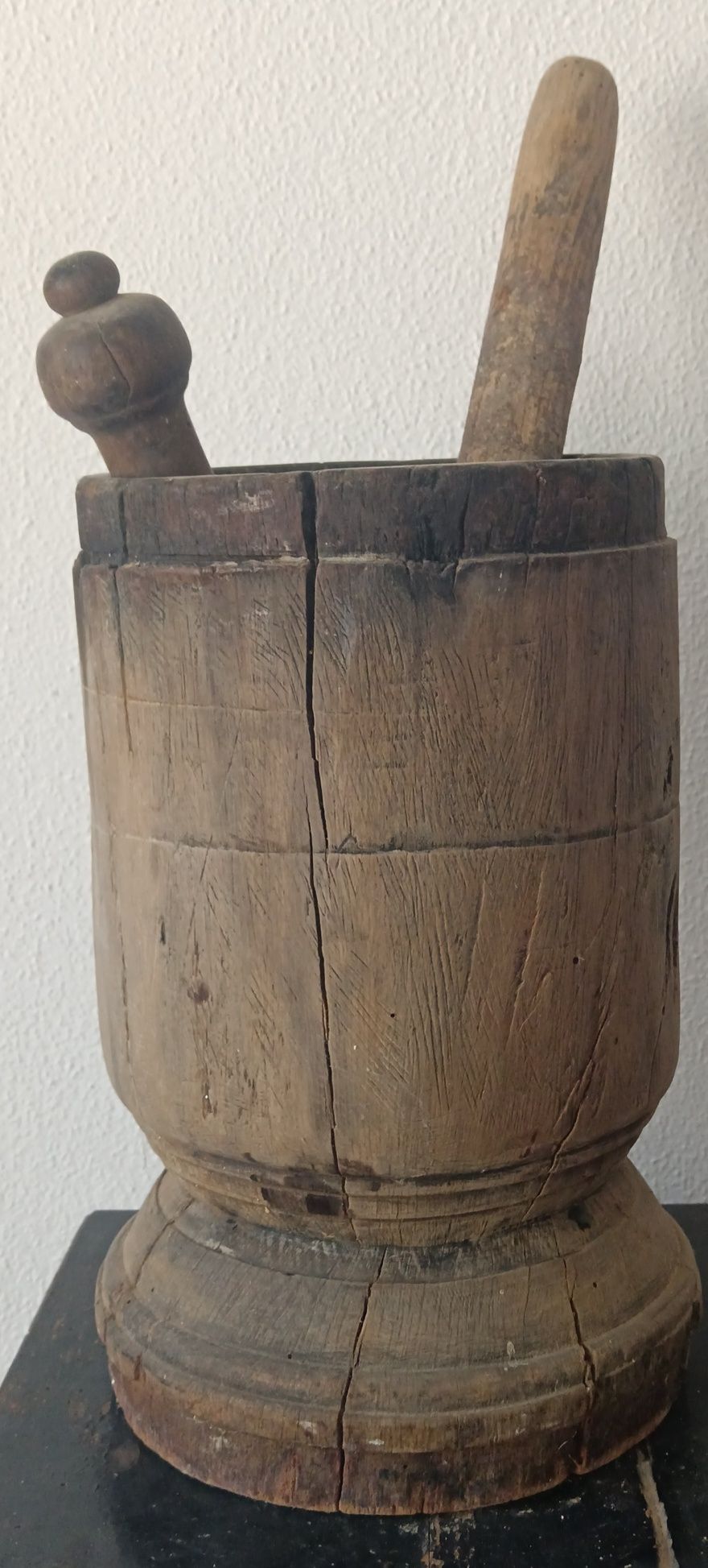 Almofariz com pilão em madeira