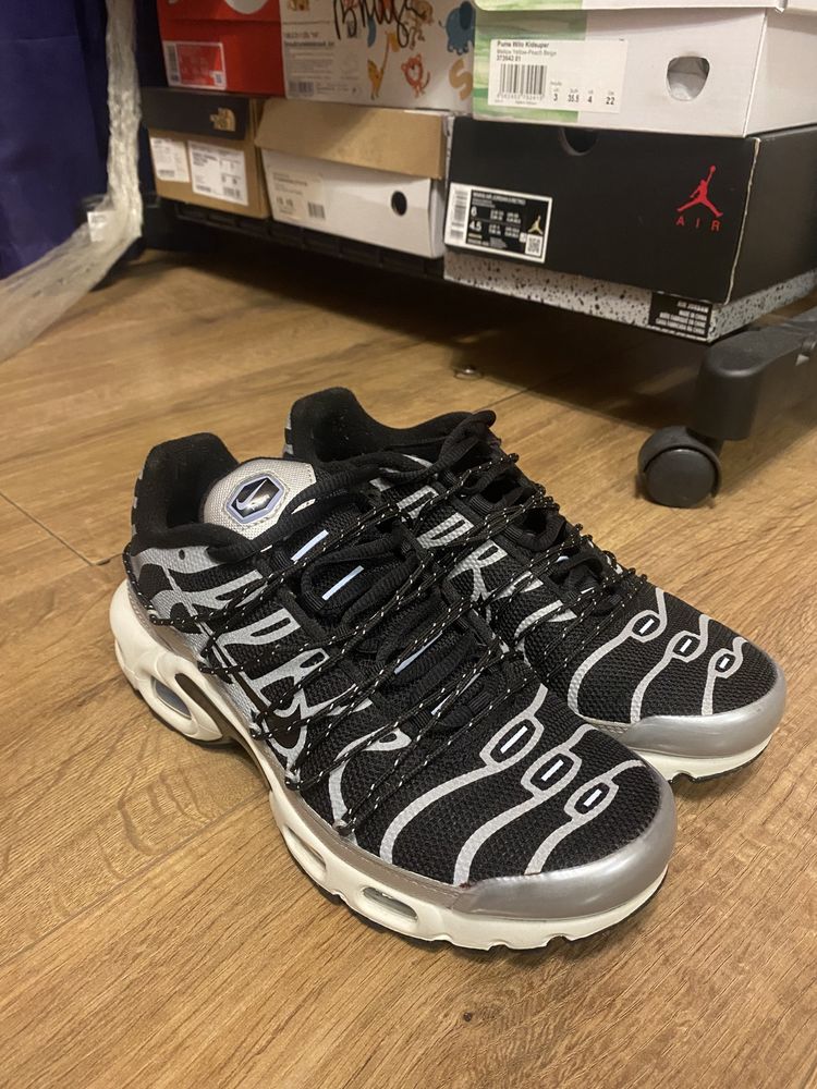 Nike air max plus utility black silver