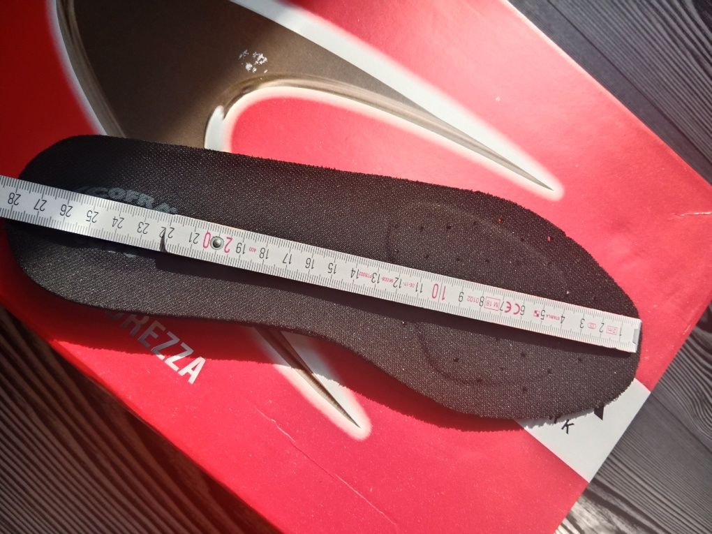 Buty robocze z podnoskiem Cofra 43