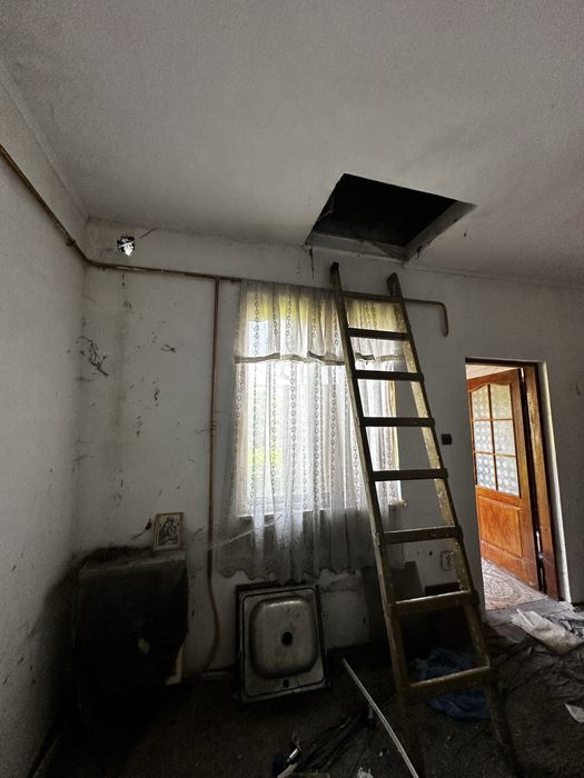 Продаж будинок 80 кв. м  з землею 7 соток м. Жидачів