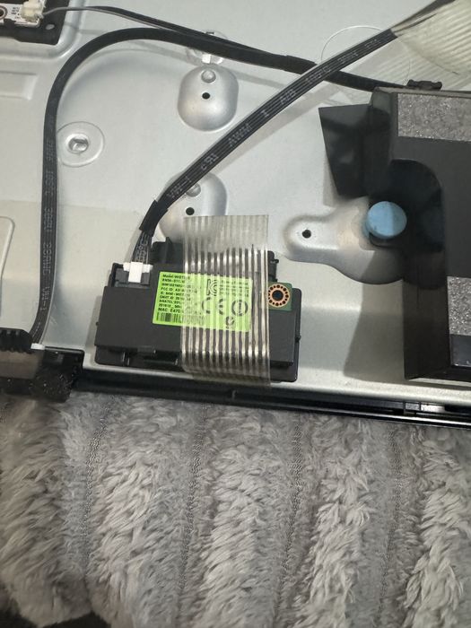 Peças para a tv SAMSUNG Model: UES0KU6000K